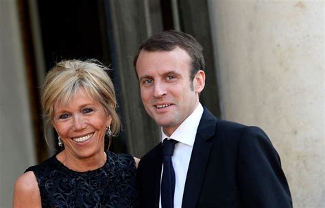 emmanuel macron et brigitte mariage|Les images émouvantes du mariage dEmmanuel et。